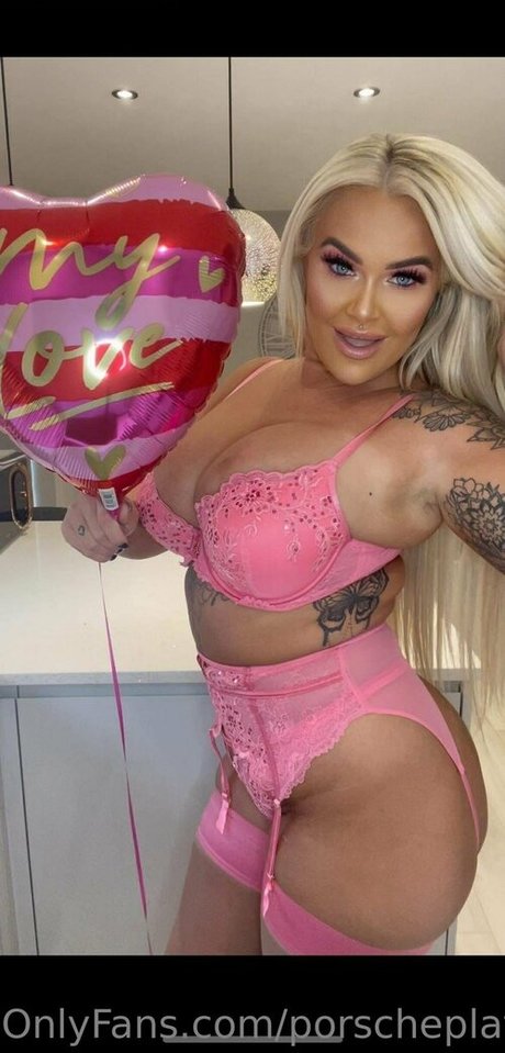 Foto di nudo di fuga di OnlyFans di Porscheplatinum