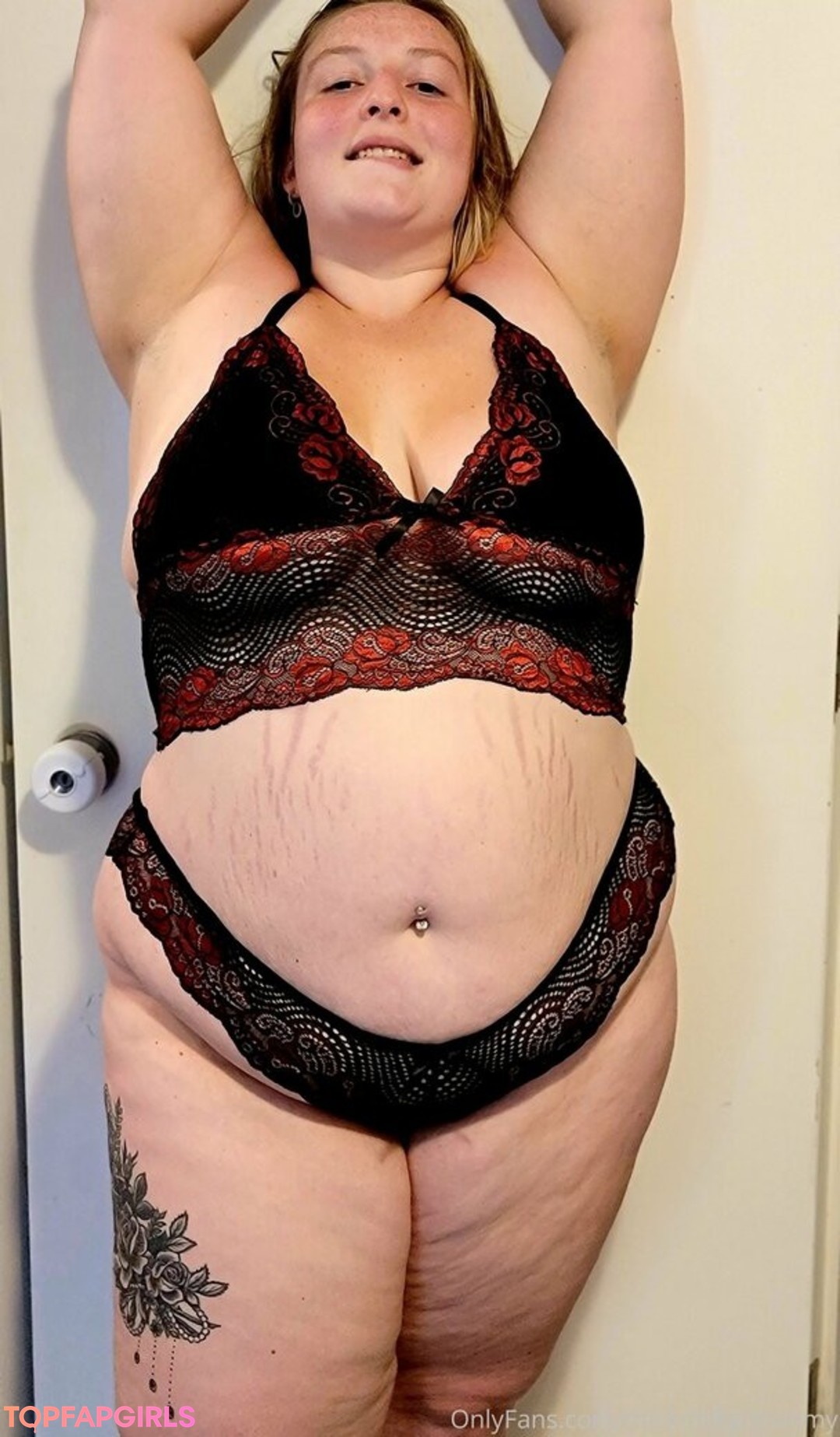 Foto di nudo di fuga di OnlyFans di Thickmilkymommy #86 Foto di nudo di fuga di OnlyFans di Thickmilkymommy #86