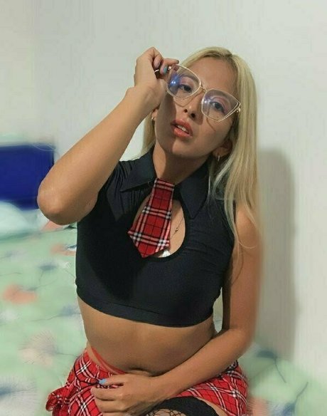Foto di nudo di fuga di OnlyFans di Filomenna