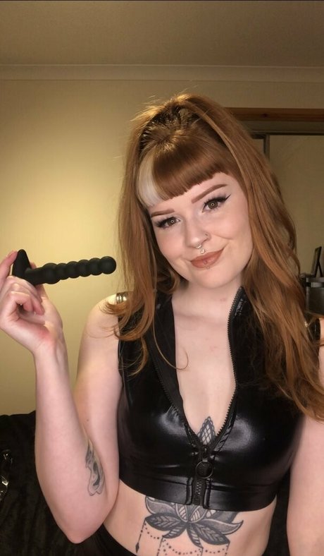 Foto di nudo di fuga di OnlyFans di Gingerminniemfc