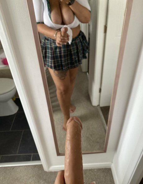 Foto di nudo di fuga di OnlyFans di Kcupsbrunette
