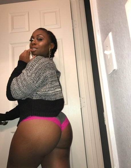 Foto di nudo di fuga di OnlyFans di Celestelexxxfree