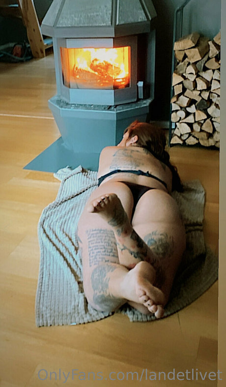 Foto di nudo di fuga di OnlyFans di Landetlivet
