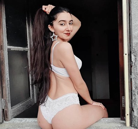 Foto di nudo di fuga di OnlyFans di Sofia Morais