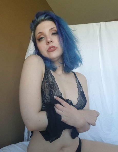 Foto di nudo di fuga di OnlyFans di Milkydesserts
