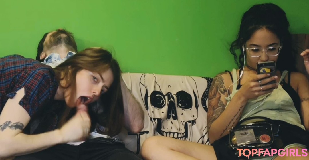 Foto di nudo di fuga di OnlyFans di Caring Erin #97 Foto di nudo di fuga di OnlyFans di Caring Erin #97