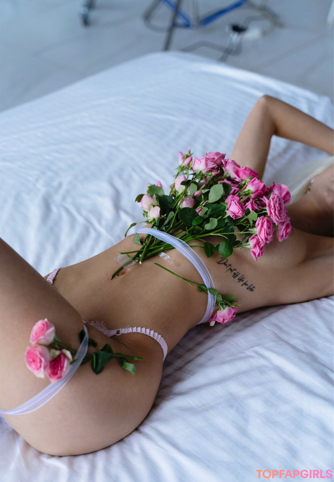 Foto di nudo di fuga di OnlyFans di Leradiller #10 Foto di nudo di fuga di OnlyFans di Leradiller #10