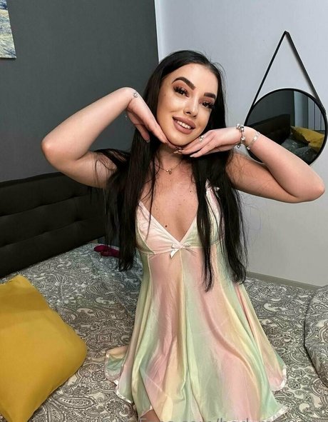 Foto di nudo di fuga di OnlyFans di Badm0mmy