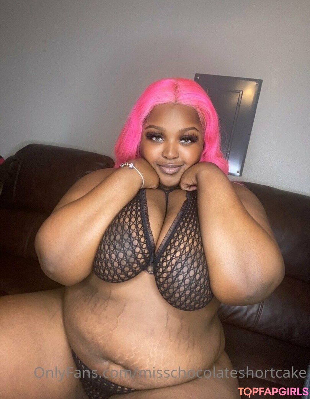 Foto di nudo di fuga di OnlyFans di Misschocolateshortcake #123 Foto di nudo di fuga di OnlyFans di Misschocolateshortcake #123