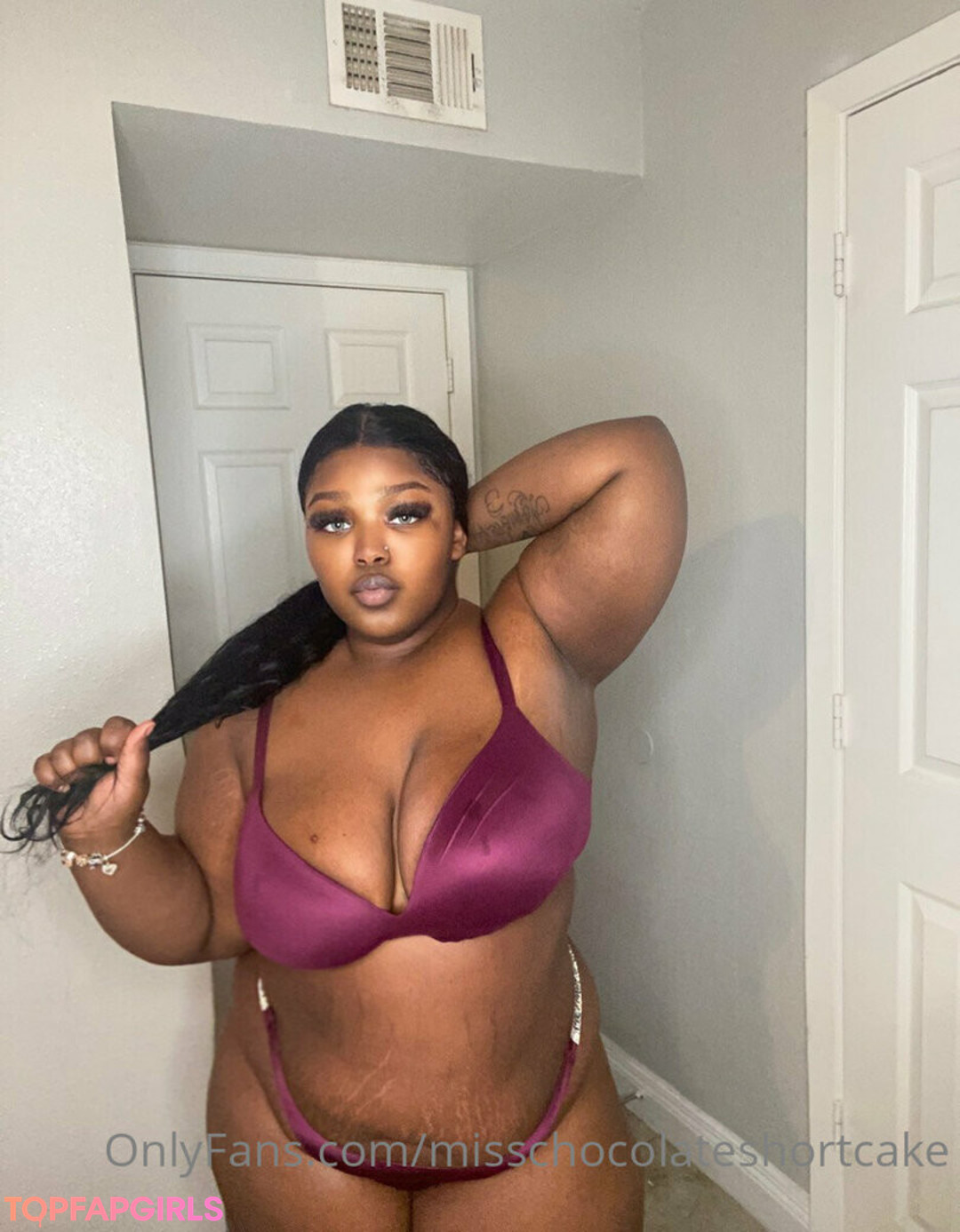 Foto di nudo di fuga di OnlyFans di Misschocolateshortcake #139 Foto di nudo di fuga di OnlyFans di Misschocolateshortcake #139