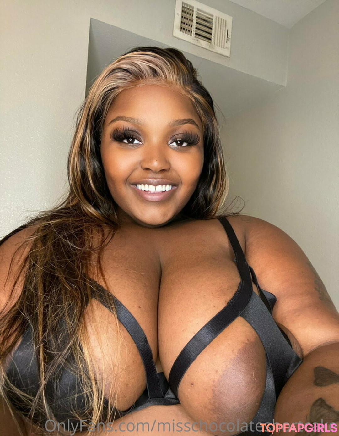 Foto di nudo di fuga di OnlyFans di Misschocolateshortcake #163 Foto di nudo di fuga di OnlyFans di Misschocolateshortcake #163