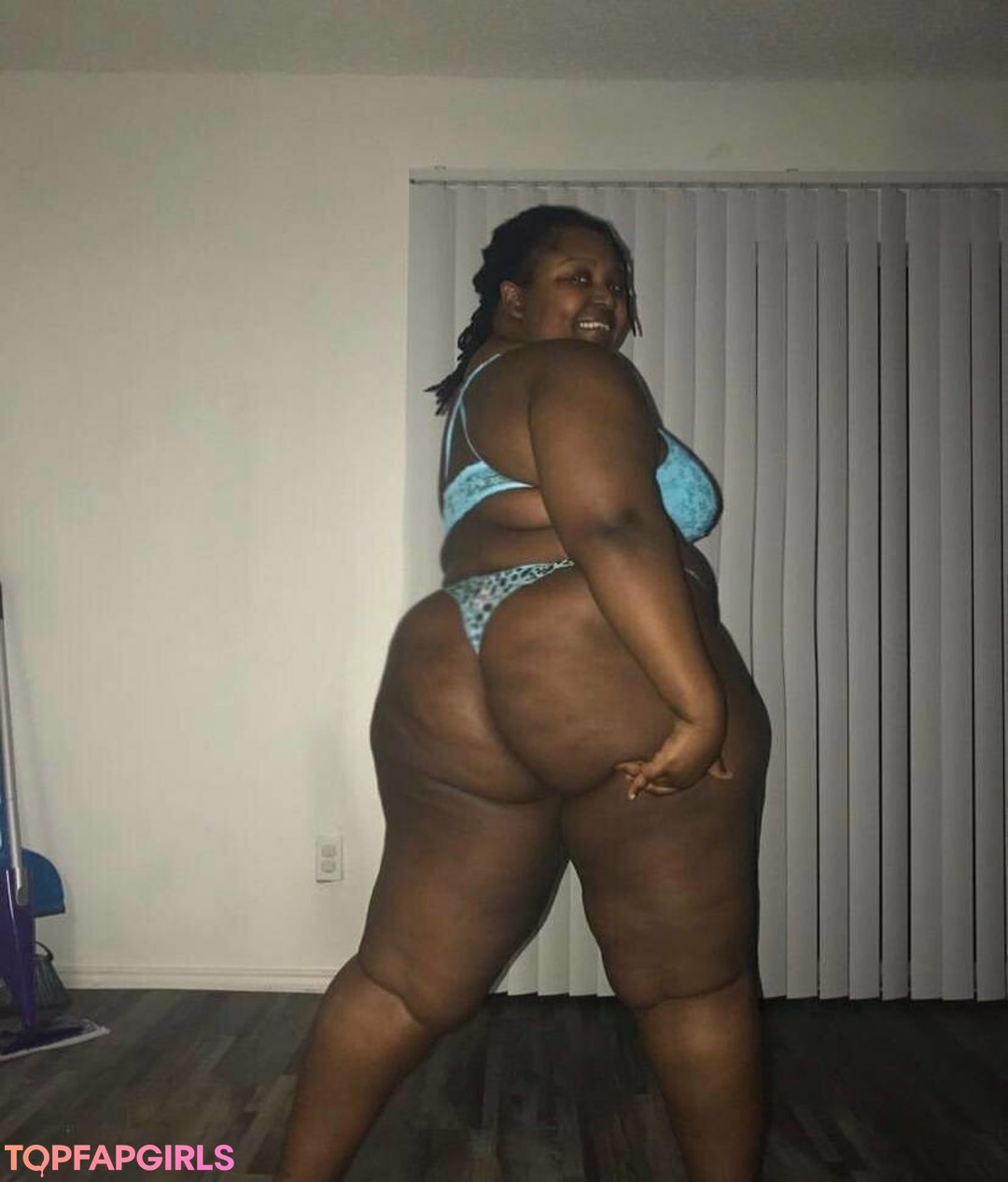 Foto di nudo di fuga di OnlyFans di Misschocolateshortcake #49 Foto di nudo di fuga di OnlyFans di Misschocolateshortcake #49
