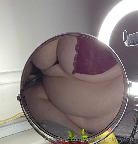 Foto di nudo di fuga di OnlyFans di Growingpiggy1305