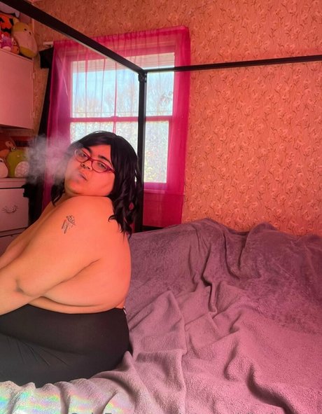 Foto di nudo di fuga di OnlyFans di Mermaidinthemtn