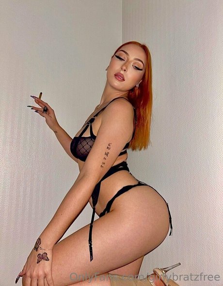 Foto di nudo di fuga di OnlyFans di Girlybratzfree