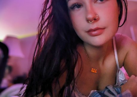 Foto di nudo di fuga di OnlyFans di Xxhhhhunny