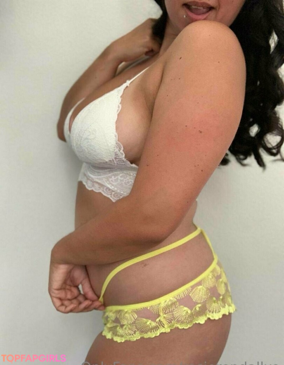 Foto di nudo di fuga di OnlyFans di Rosierendallxo #115 Foto di nudo di fuga di OnlyFans di Rosierendallxo #115