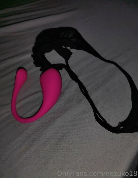 Foto di nudo di fuga di OnlyFans di Nezuko18