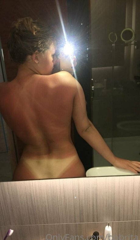Foto di nudo di fuga di OnlyFans di Bbbrita