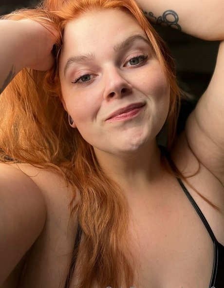 Foto di nudo di fuga di OnlyFans di Bbapplehoneybbw