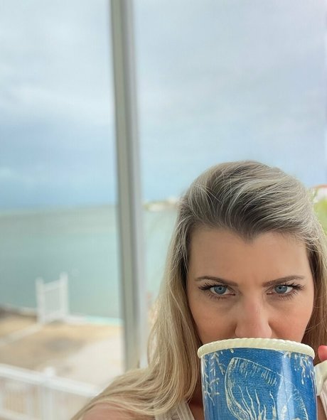 Foto di nudo di fuga di OnlyFans di Doubledboatgirlvip