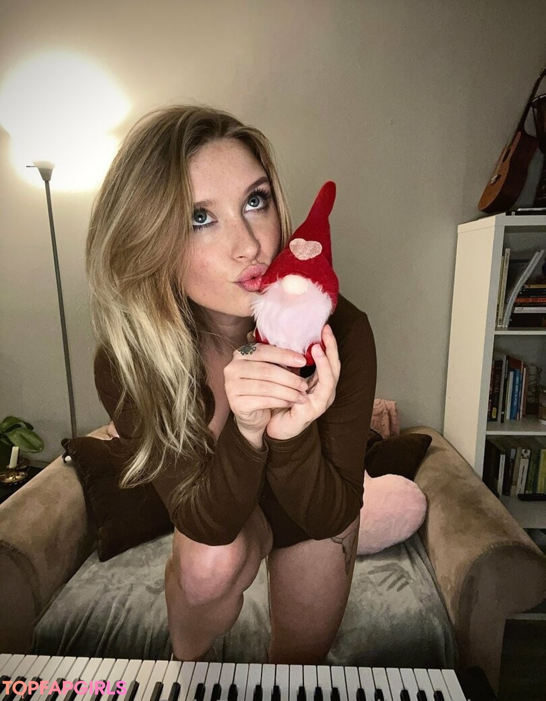 Foto di nudo di fuga di OnlyFans di Willowwhispers #182 Foto di nudo di fuga di OnlyFans di Willowwhispers #182