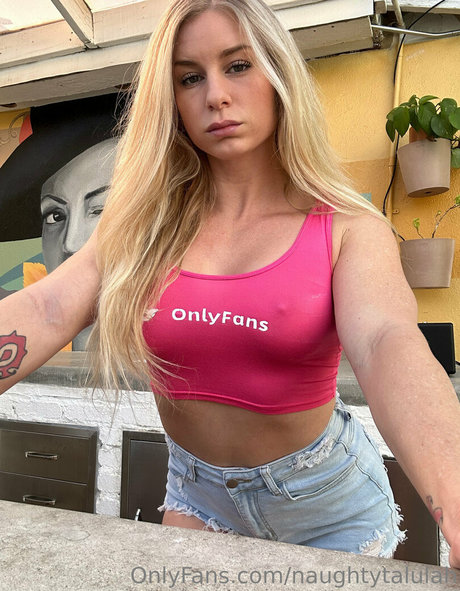 Foto di nudo di fuga di OnlyFans di Naughtytalulah