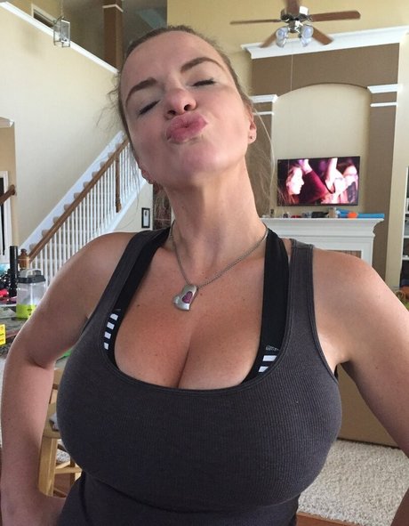 Tori Hendricz