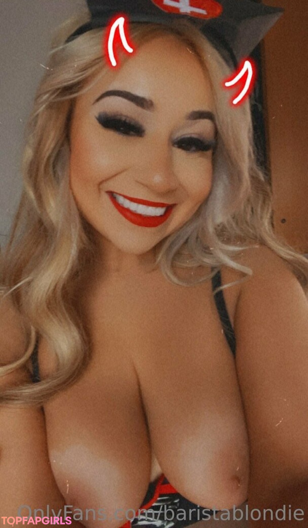 Foto di nudo di fuga di OnlyFans di Littlebaristababe #16 Foto di nudo di fuga di OnlyFans di Littlebaristababe #16