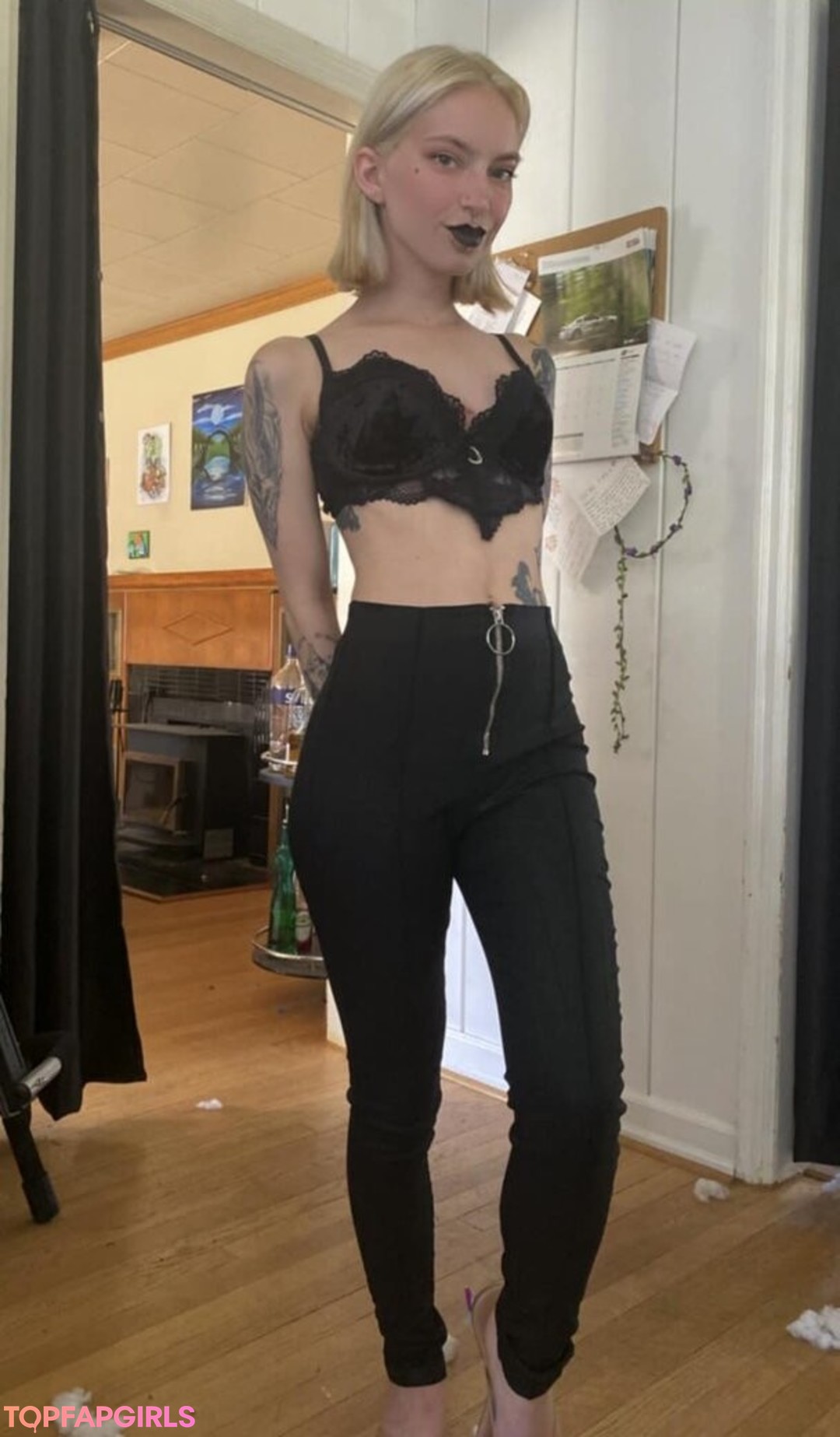 Foto di nudo di fuga di OnlyFans di Violetscabaret #53 Foto di nudo di fuga di OnlyFans di Violetscabaret #53