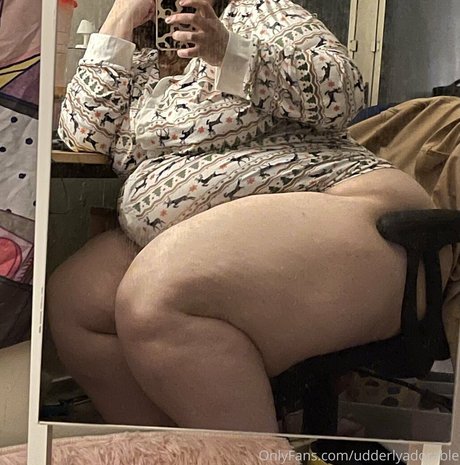 Foto di nudo di fuga di OnlyFans di Zoey