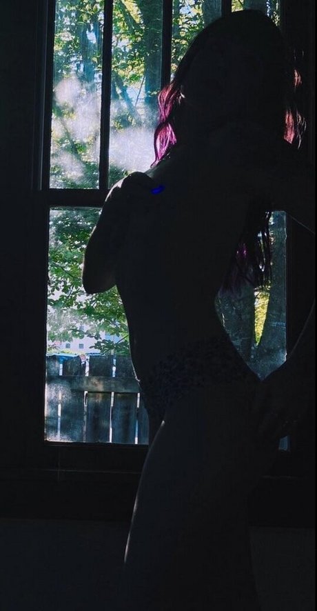Foto di nudo di fuga di OnlyFans di Livpixie
