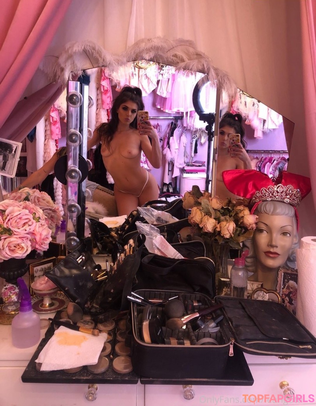 Foto di nudo di fuga di OnlyFans di Leah Gotti #1140