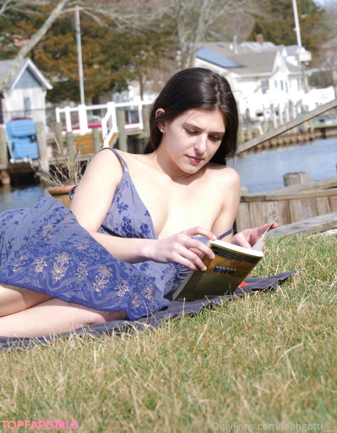 Foto di nudo di fuga di OnlyFans di Leah Gotti #1828