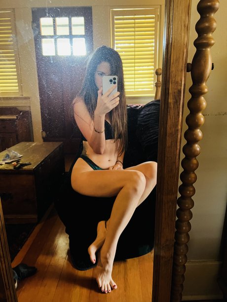 Foto di nudo di fuga di OnlyFans di Jewfoot