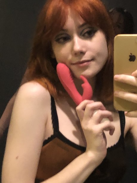 Foto di nudo di fuga di OnlyFans di Clamgirl