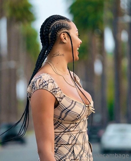 Elizabeth Cambage
