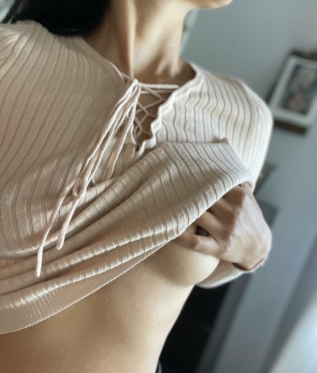 Foto di nudo di fuga di OnlyFans di Two Naked Sisters