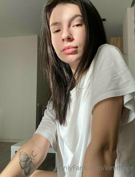 Foto di nudo di fuga di OnlyFans di Kim Moor