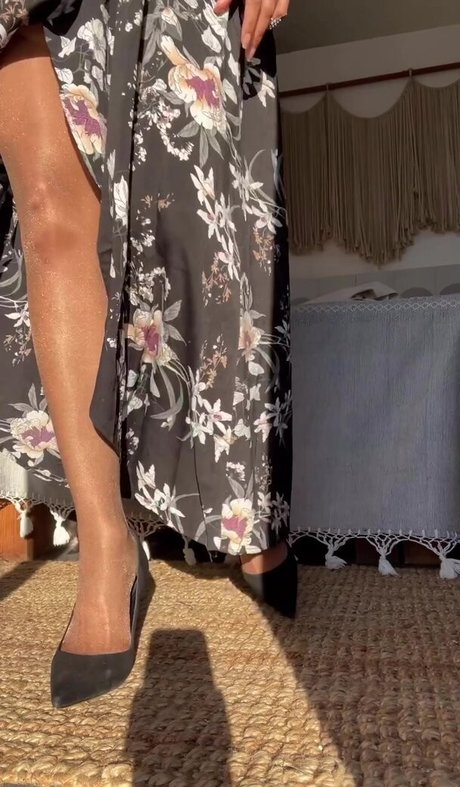 Simone Honey