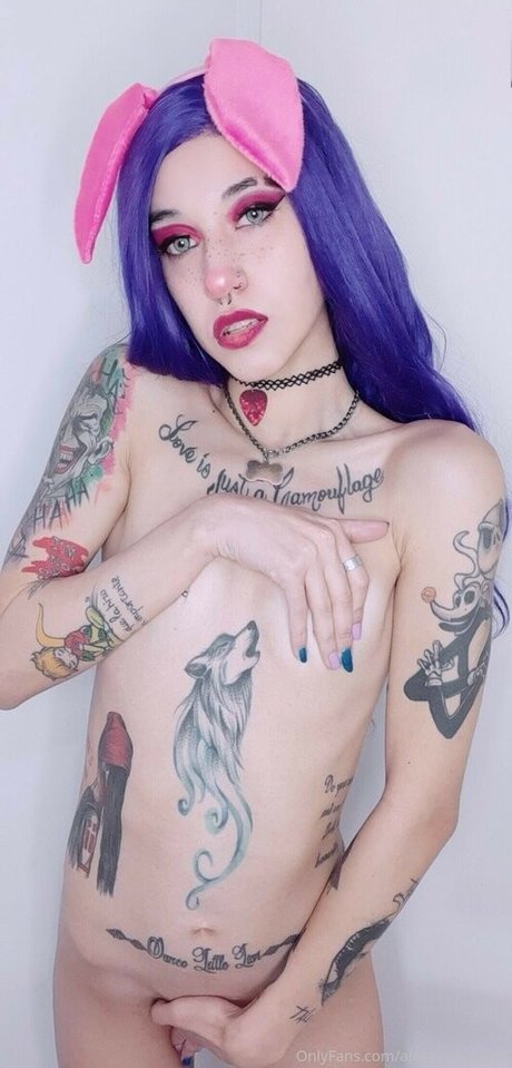 Foto di nudo di fuga di OnlyFans di Alessa Lovecraft