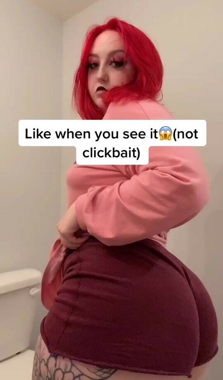 Foto di nudo di fuga di OnlyFans di Uglybaby
