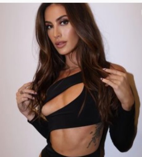 Foto di nudo di fuga di OnlyFans di Kaylee Ricciardi