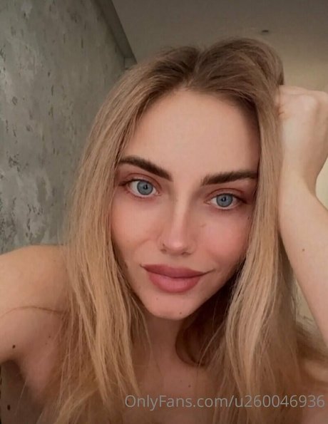 Foto di nudo di fuga di OnlyFans di Evae