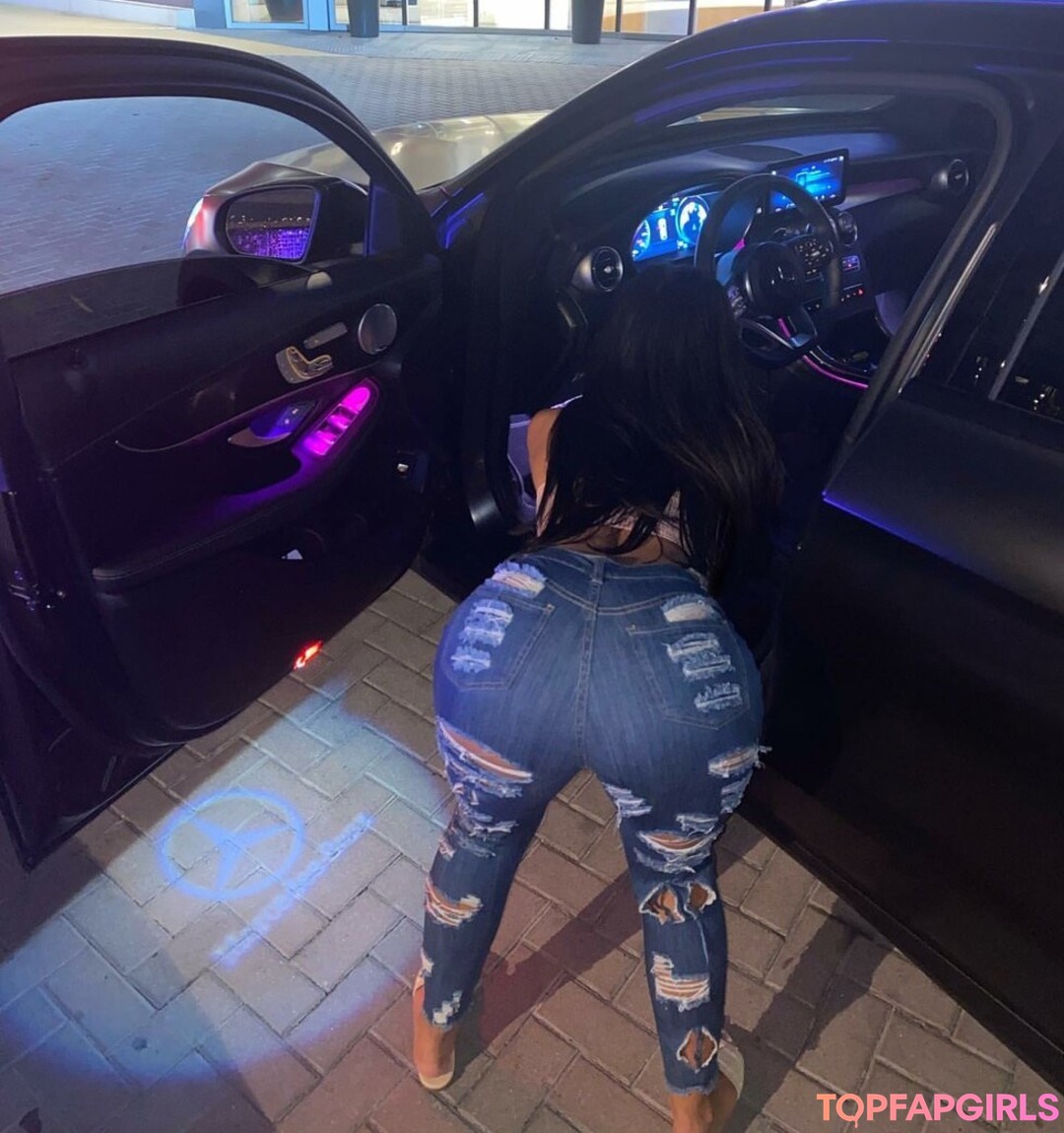 Foto di nudo di fuga di OnlyFans di Princess Jasmin #98 Foto di nudo di fuga di OnlyFans di Princess Jasmin #98