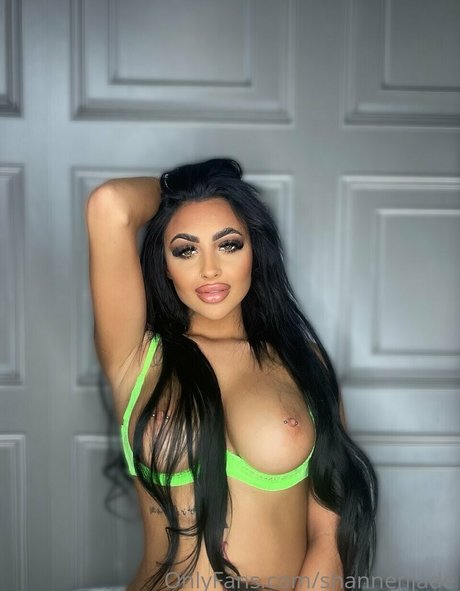 Foto di nudo di fuga di OnlyFans di Shannenjade