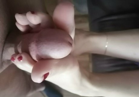 Foto di nudo di fuga di OnlyFans di Footmistressmissb