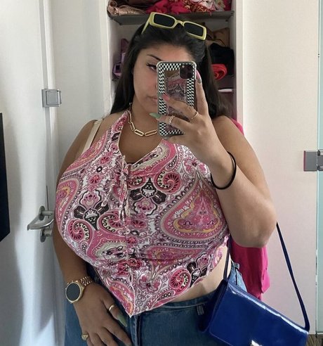 Foto di nudo di fuga di OnlyFans di Yuval