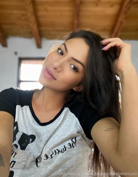 Foto di nudo di fuga di OnlyFans di Drapaulaandreabetancurn