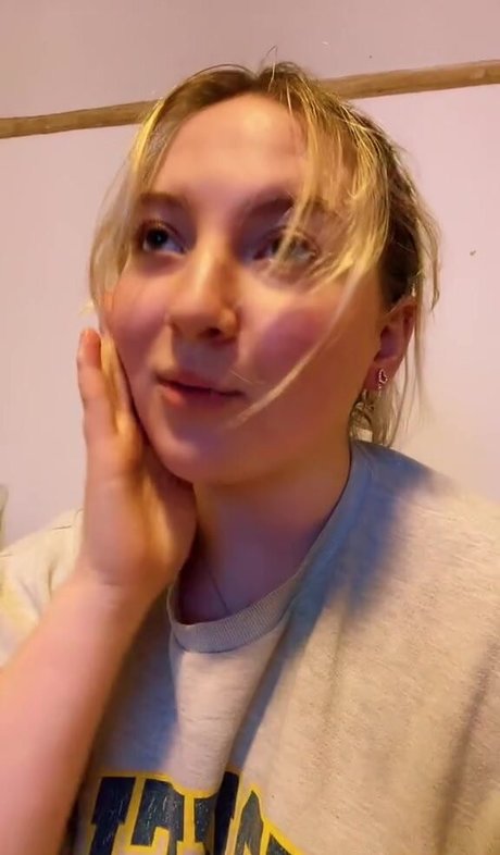 Foto di nudo di fuga di OnlyFans di Shona Colson